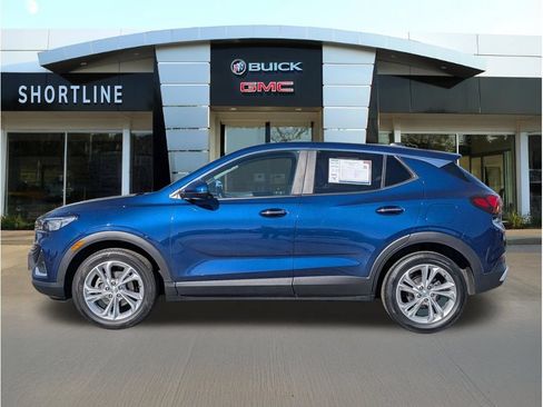 Used 2023 Buick Encore GX Preferred w/ Cold Weather Comfort Package FWD image 6