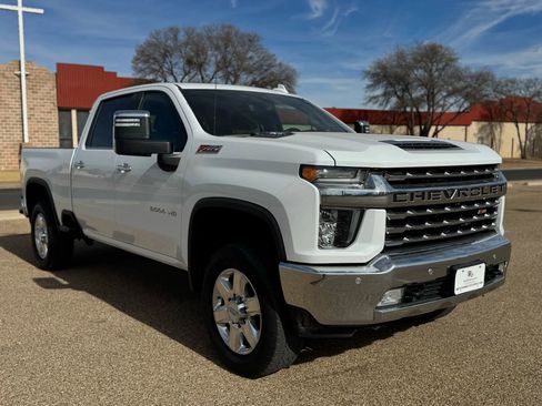 Used 2020 Chevrolet Silverado 2500 LTZ w/ LTZ Premium Package image 3