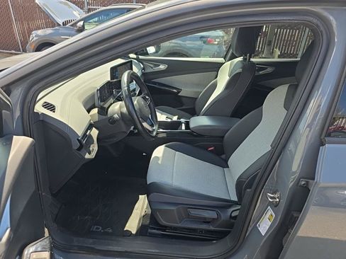Used 2023 Volkswagen ID.4 Pro RWD image 4