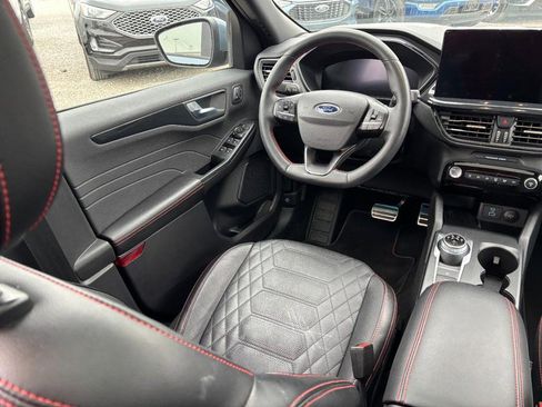 Used 2023 Ford Escape ST-Line Elite w/ Premium Technology Package image 13