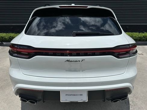 Used 2026 Porsche Macan AWD/4WD image 13