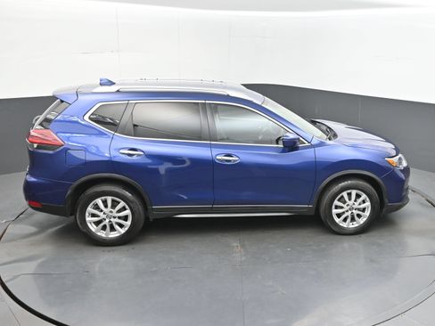 Used 2019 Nissan Rogue SV AWD/4WD image 38