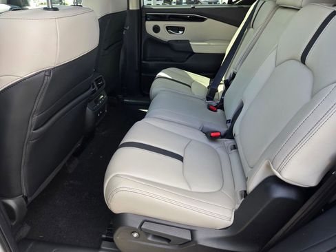New 2026 Honda Pilot EX-L image 9