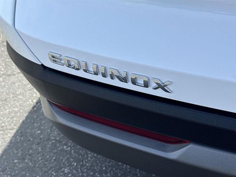 Used 2025 Chevrolet Equinox LT image 29