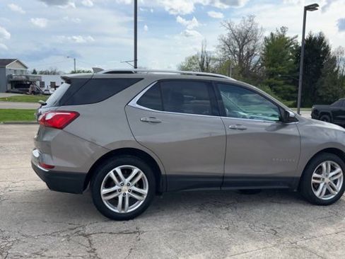 Used 2019 Chevrolet Equinox Premier image 9
