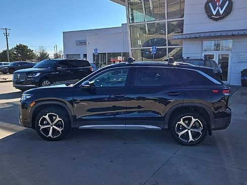 New 2026 Volkswagen Tiguan SE AWD/4WD image 8