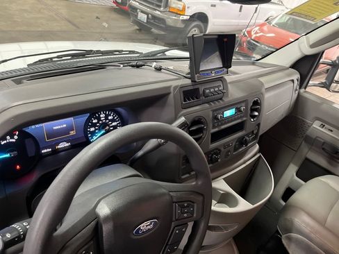 Used 2023 Ford E-350 and Econoline 350 Super Duty w/ Driver's Safety Package image 14