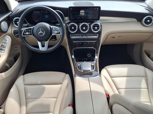 Used 2021 Mercedes-Benz GLC 300 4MATIC image 18