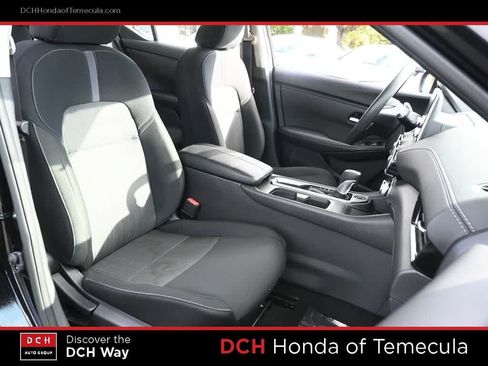Used 2025 Nissan Sentra SV FWD image 21