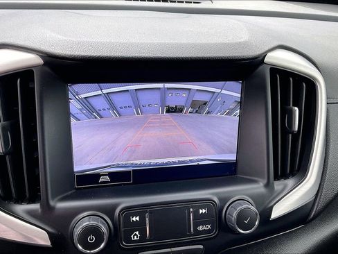 Used 2023 GMC Terrain SLT FWD image 21