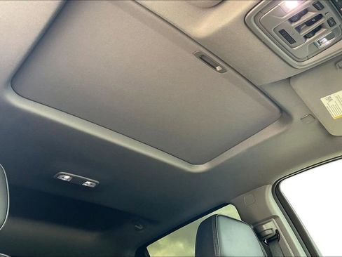 Used 2025 GMC Sierra 2500 Denali w/ Denali Reserve Package image 25