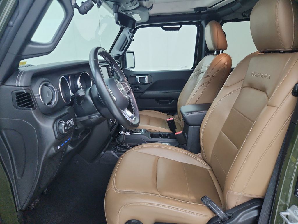 Used 2022 Jeep Wrangler Unlimited Sahara w/ Cold Weather Group AWD/4WD image 20