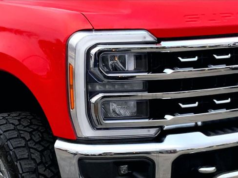 Used 2023 Ford F250 Lariat w/ Lariat Ultimate Package image 24