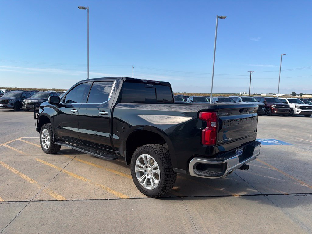 Used 2024 Chevrolet Silverado 1500 LTZ w/ LTZ Convenience Package II AWD/4WD image 5