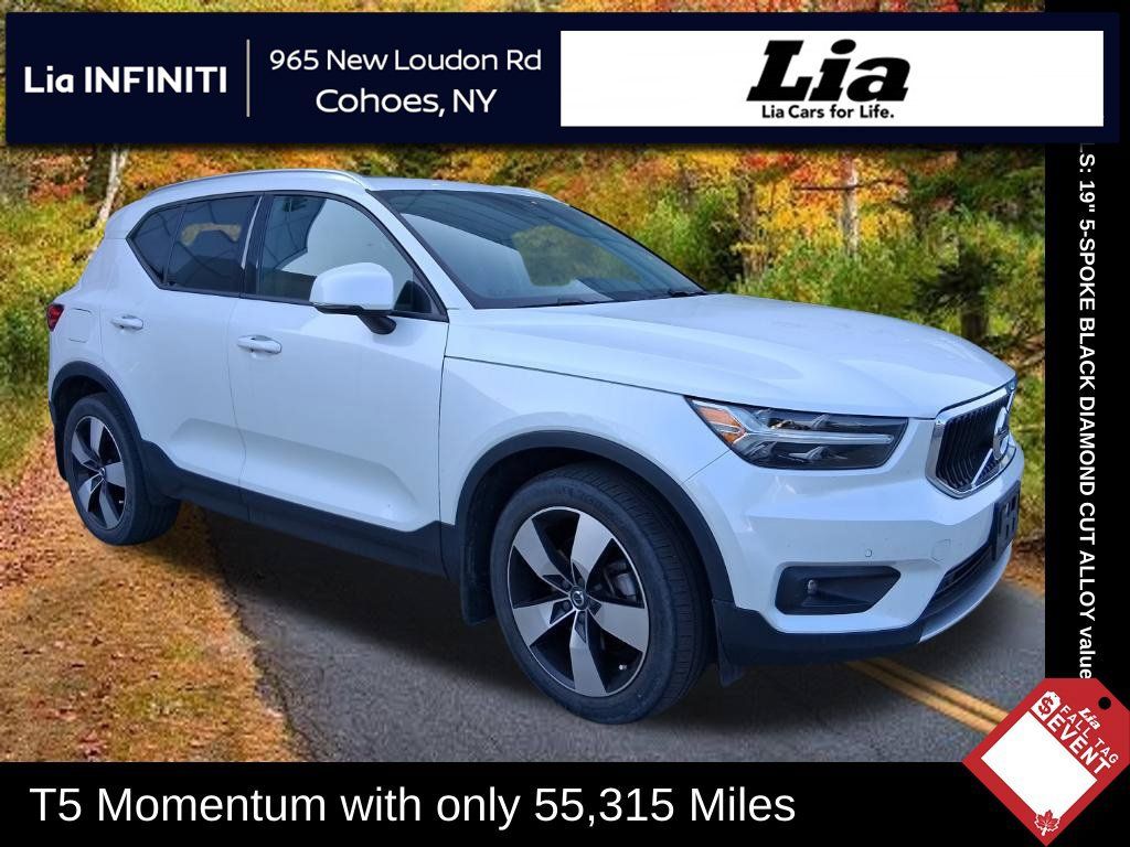 Used 2021 Volvo XC40 T5 Momentum w/ Protection Package Premier AWD/4WD image 1