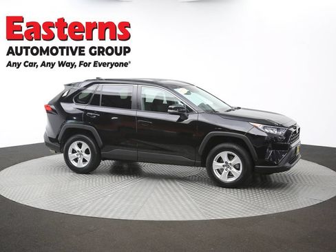 Used 2021 Toyota RAV4 XLE AWD/4WD image 46