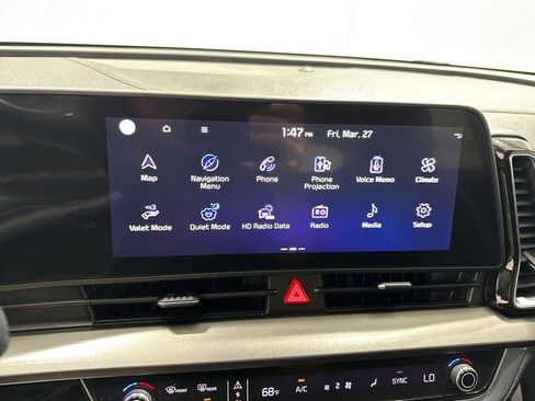 Used 2023 Kia Sportage EX image 14