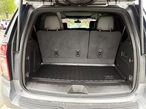 Used 2021 Chevrolet Tahoe LT w/ LT Signature Package image 7