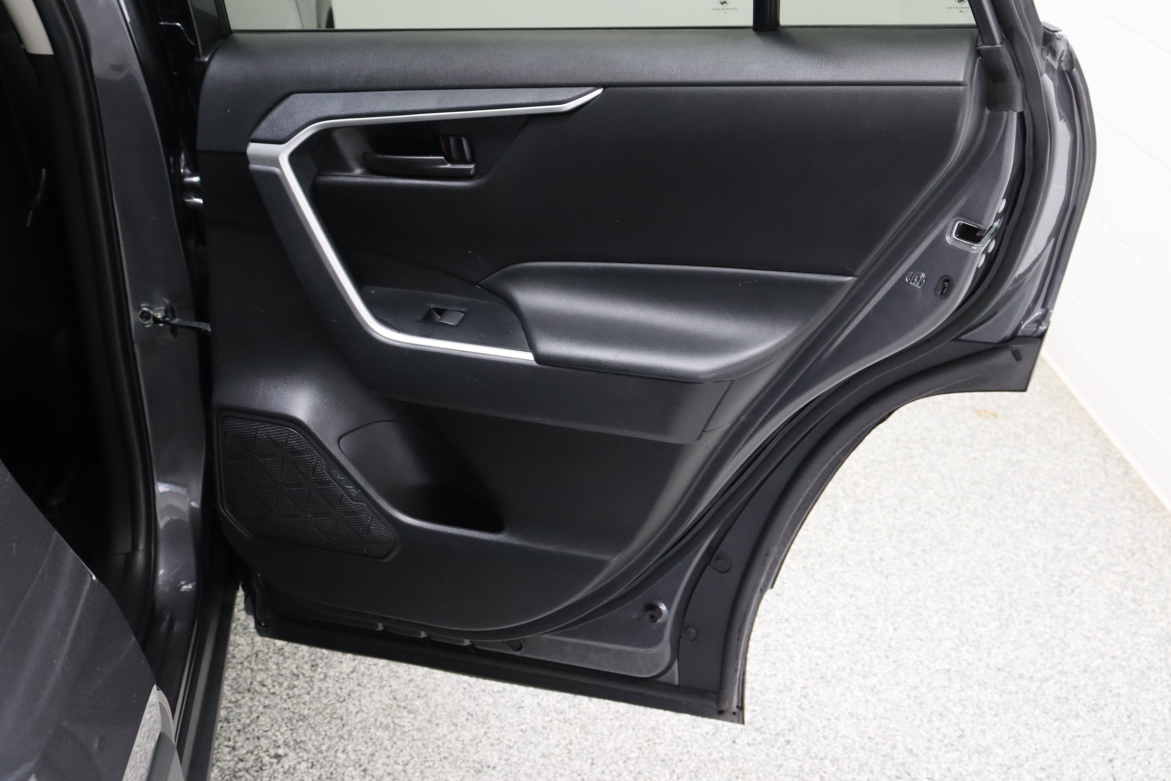 Used 2024 Toyota RAV4 LE FWD image 29