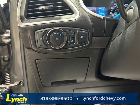 Used 2019 Ford Edge SEL w/ Equipment Group 201A image 17