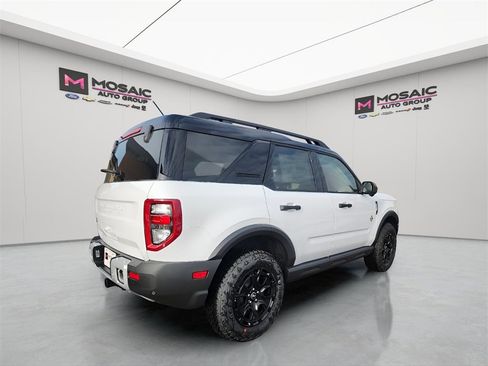 New 2025 Ford Bronco Sport Outer Banks w/ Sasquatch Outer Banks Package image 8