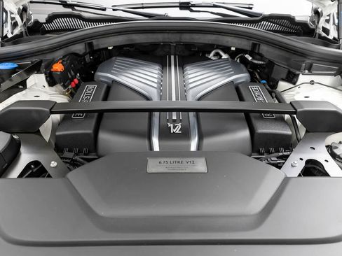 New 2027 Rolls-Royce Cullinan Black Badge AWD/4WD image 8