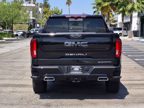 New 2026 GMC Sierra 1500 Denali Ultimate w/ LPO, Black Badging Package AWD/4WD image 5