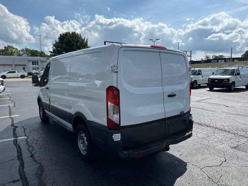 Used 2016 Ford Transit 250 130 Low Roof RWD image 6