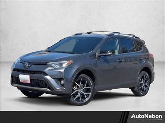 Used 2017 Toyota RAV4 SE video 1