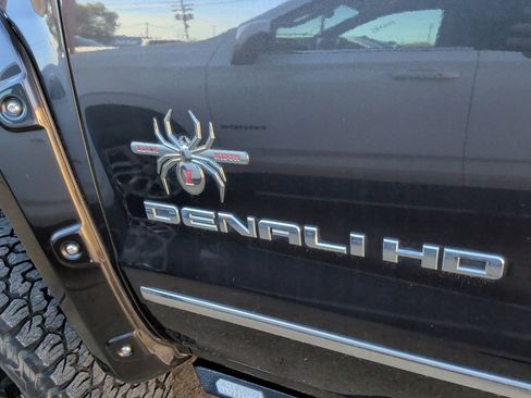 Used 2016 GMC Sierra 2500 Denali w/ Duramax Plus Package image 11