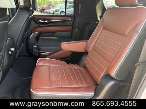 Used 2024 GMC Yukon XL Denali Ultimate AWD/4WD image 20