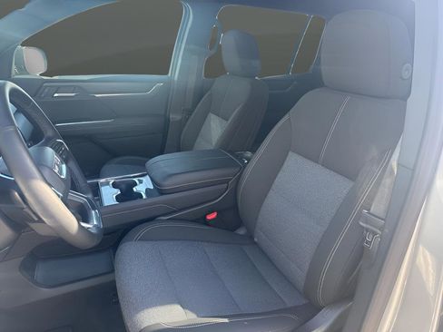 Used 2025 GMC Acadia Elevation image 27