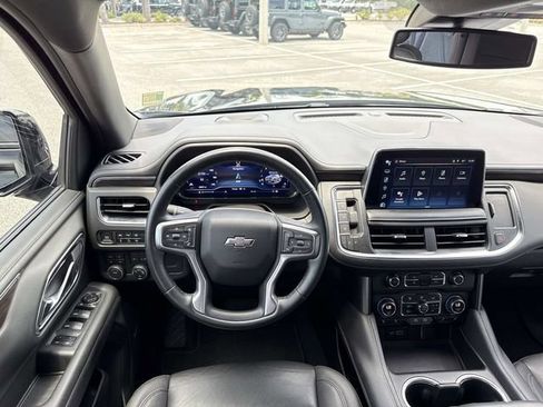 Used 2023 Chevrolet Tahoe Z71 w/ Luxury Package AWD/4WD image 12