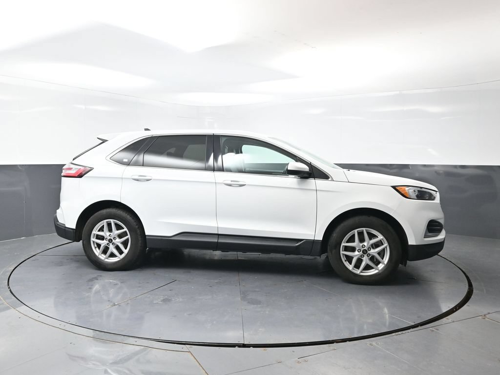 Used 2024 Ford Edge SEL AWD/4WD image 4