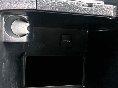 Used 2023 Toyota 4Runner TRD Off-Road Premium image 32