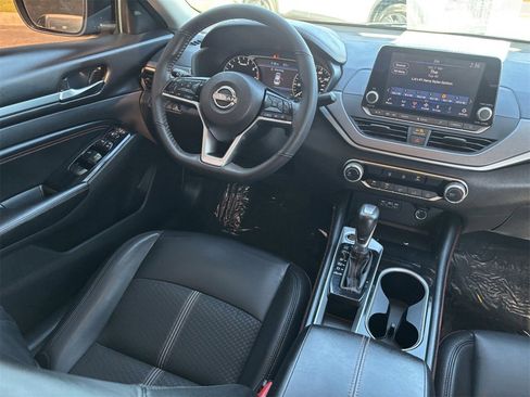 Certified 2023 Nissan Altima 2.5 SR image 13