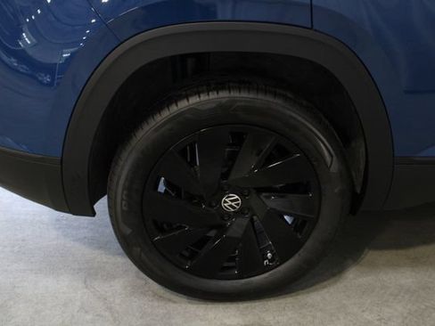 New 2026 Volkswagen Atlas Cross Sport SE AWD/4WD image 25