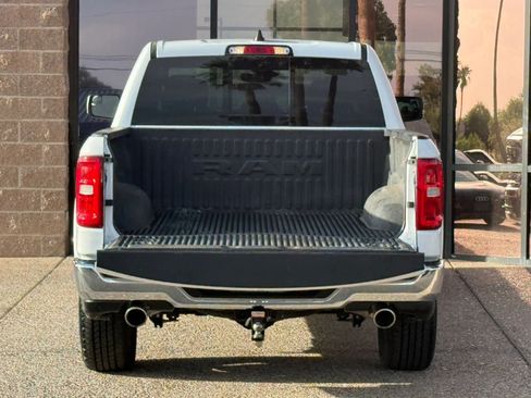Used 2025 RAM 1500 Big Horn AWD/4WD image 30