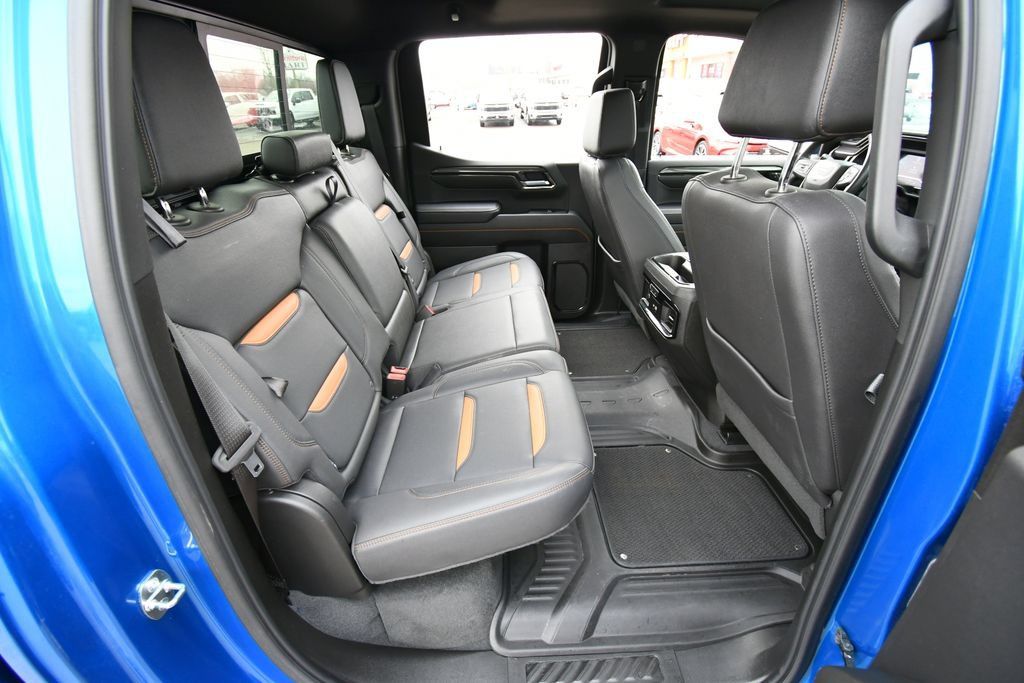 Used 2024 GMC Sierra 1500 AT4 w/ AT4 Preferred Package AWD/4WD image 19