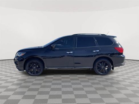 Used 2018 Nissan Pathfinder SL w/ Midnight Edition Package AWD/4WD image 2