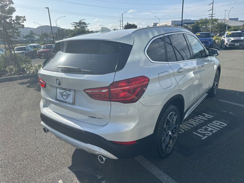 Used 2020 BMW X1 xDrive28i AWD/4WD image 6