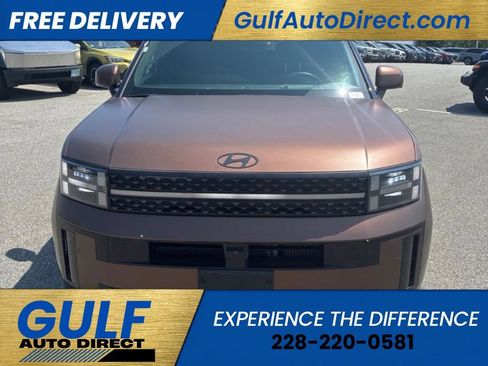 Used 2025 Hyundai Santa Fe Calligraphy AWD/4WD image 2