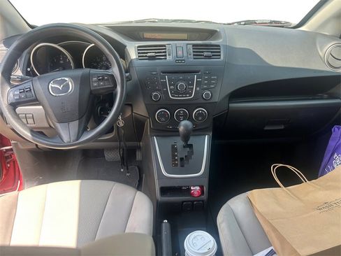 Used 2015 MAZDA MAZDA5 Sport image 10