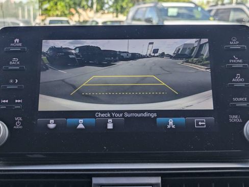 Used 2021 Honda Accord Touring image 22