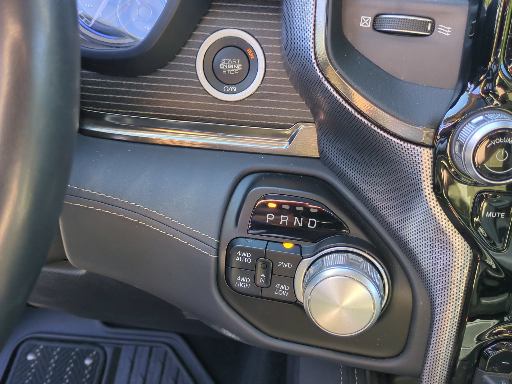 Used 2019 RAM 1500 Limited AWD/4WD image 26