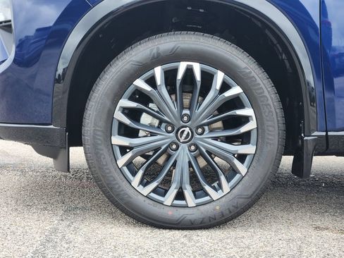 New 2026 Nissan Rogue Platinum AWD/4WD image 7