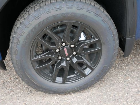 New 2026 GMC Sierra 1500 Elevation w/ Elevation Premium Package AWD/4WD image 9