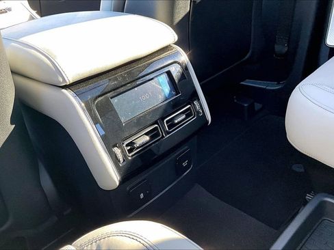 Used 2025 Lincoln Aviator Reserve w/ Equipment Group 201A image 35