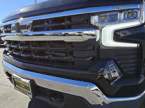 Used 2025 Chevrolet Silverado 1500 LT w/ Safety Package RWD image 22