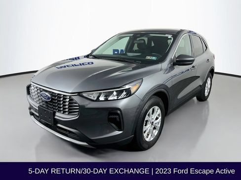 Certified 2023 Ford Escape Active w/ Tech Pack #1 AWD/4WD image 4